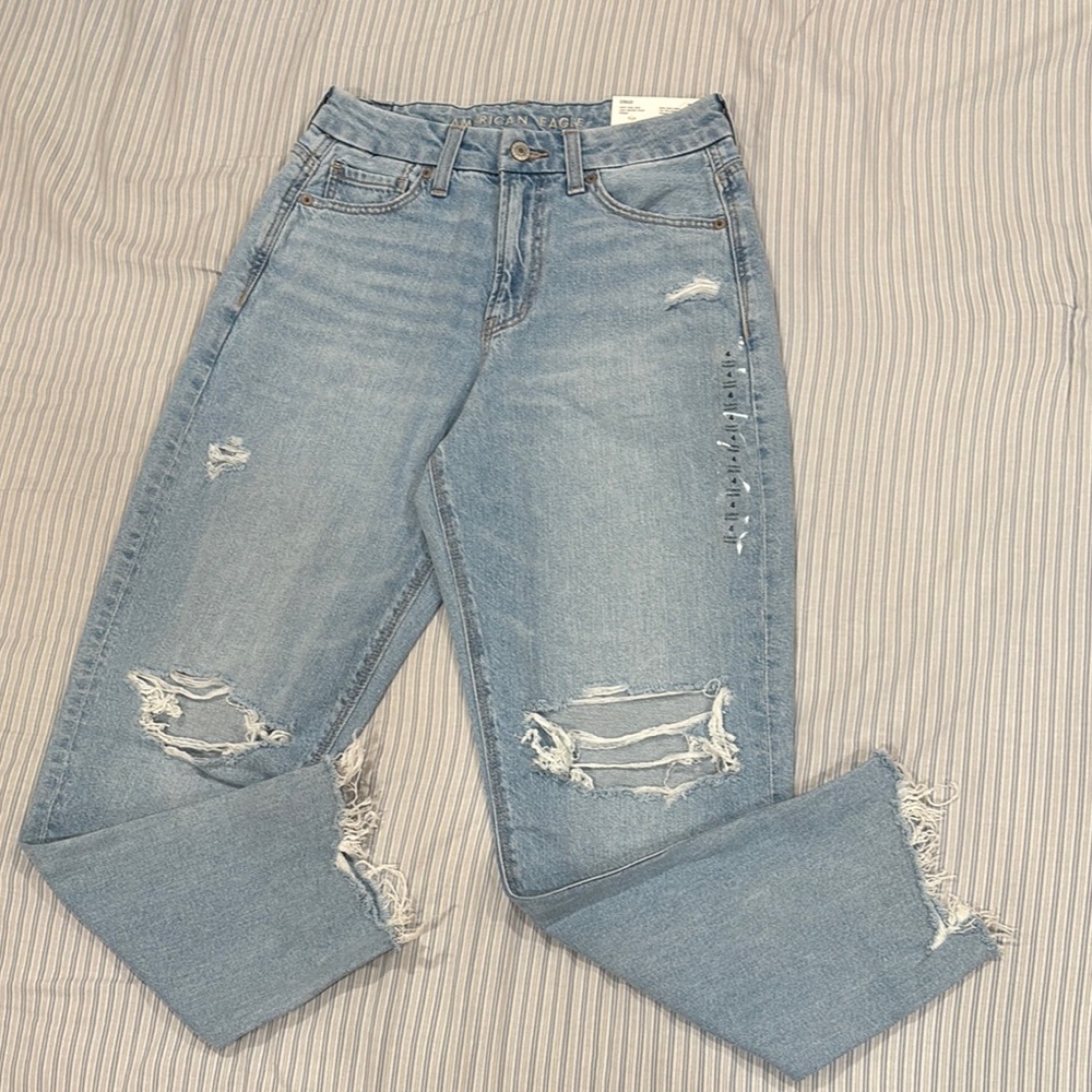 American Eagle Outfitters Light Blue Boyfriend Jeans